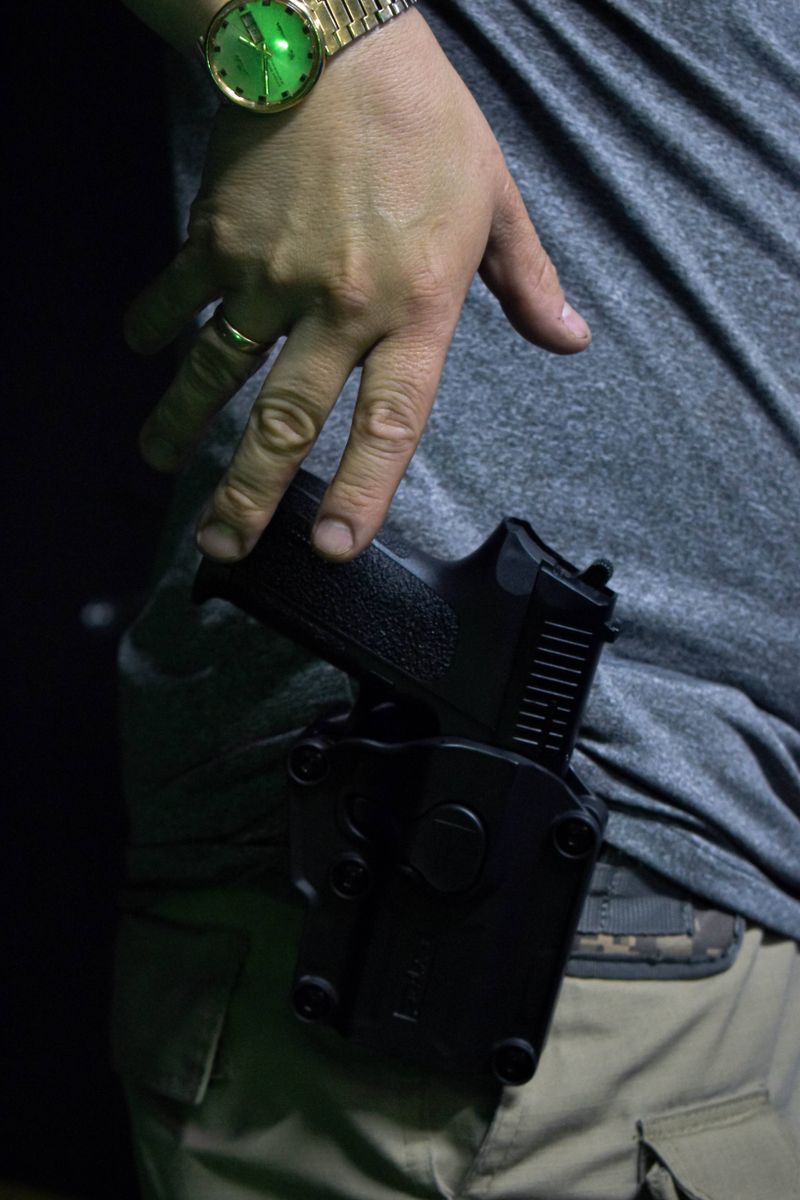 GFC Universal Pistol Holster (Black)